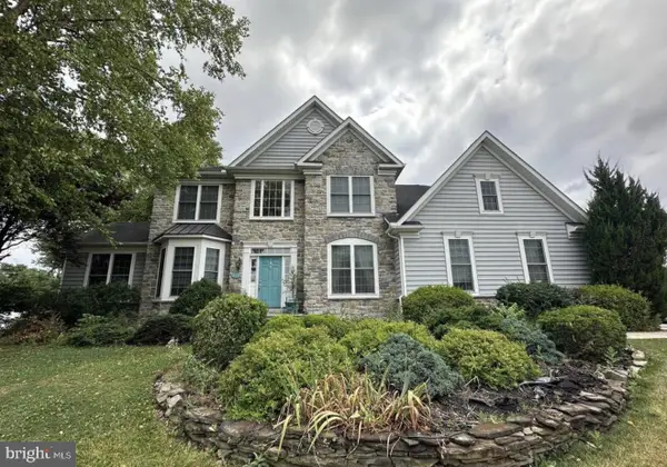 878 Joy Drive, GREENCASTLE, PA 17225