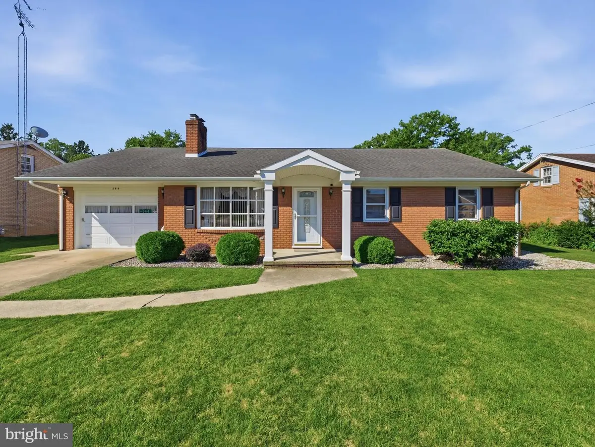 544 Mentzer Ave, Chambersburg, PA 17201 - #1