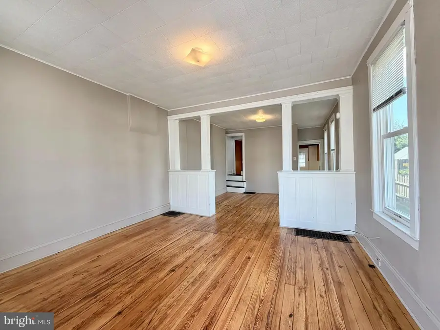 226 High Street St, Chambersburg, PA 17201 - #2