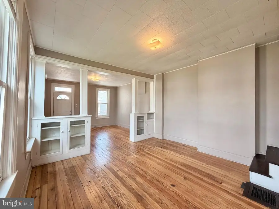 226 High Street St, Chambersburg, PA 17201 - #3