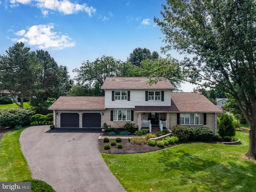 3437 Eagle Dr, Chambersburg, PA 17202 - #2