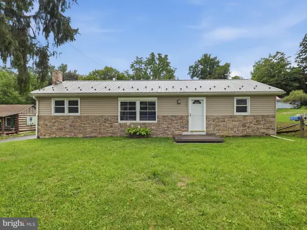 7944 Lincoln Way E, FAYETTEVILLE, PA 17222