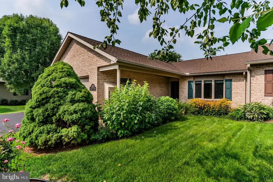 317 Woodvale Dr, Chambersburg, PA 17201 - #3