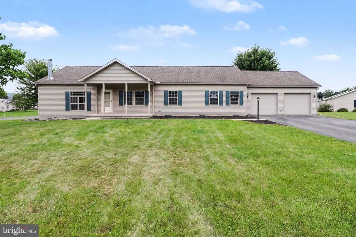 146 Camelot Drive, Chambersburg, PA 17202 - #1