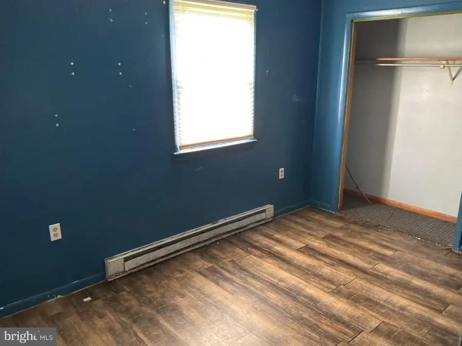 41 North Allison St, Greencastle, PA 17225 - #3