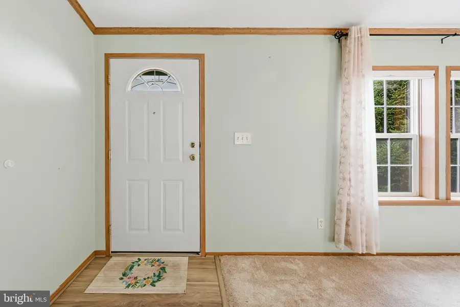 155 Camelot Dr, Chambersburg, PA 17202 - #2