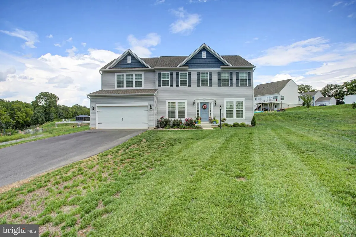 158 Pleasant Waters Rd, Greencastle, PA 17225 - #1