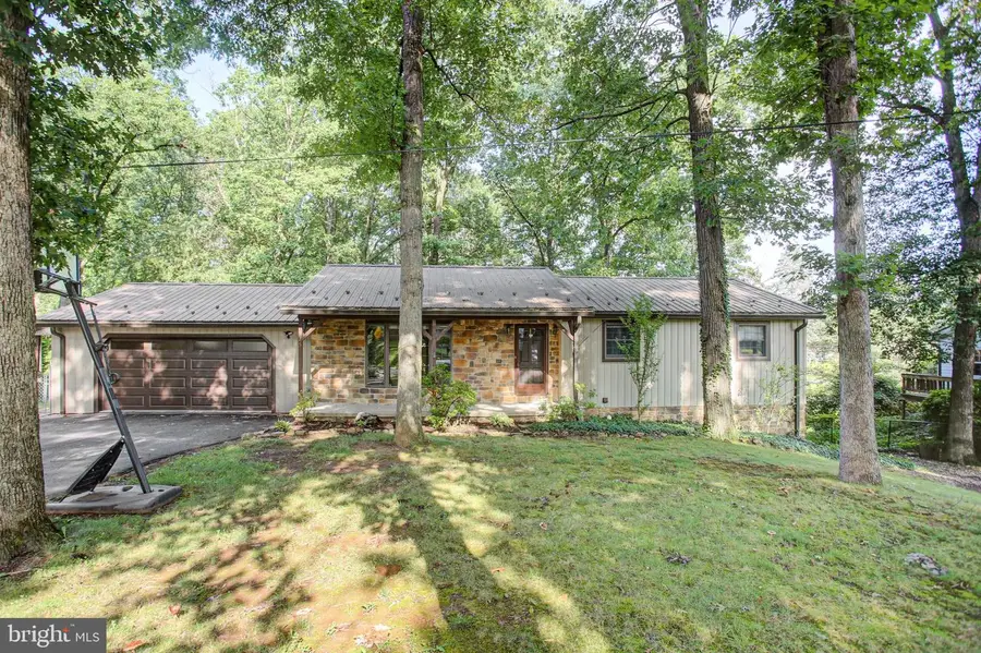 525 Forest Road, Chambersburg, PA 17202 - #2