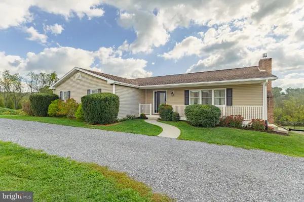 3691 W Weaver Road, GREENCASTLE, PA 17225