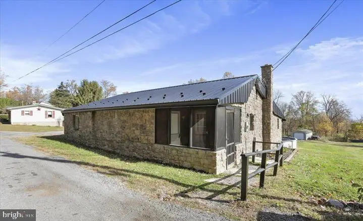 14301 Dutchtown Rd, Mercersburg, PA 17236 - #2