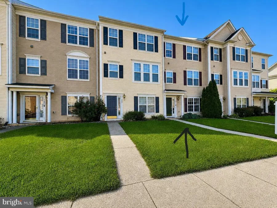 492 S Carlisle St, Greencastle, PA 17225 - #2