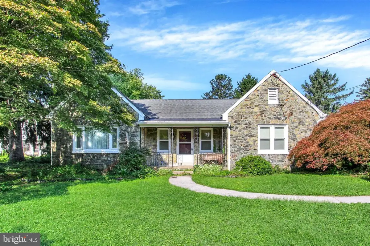 13593 Crawford Avenue, Blue Ridge Summit, PA 17214 - #1