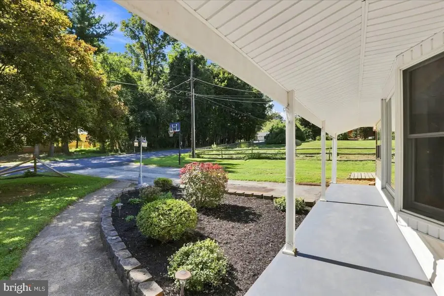 13337 North Ave, Blue Ridge Summit, PA 17214 - #3