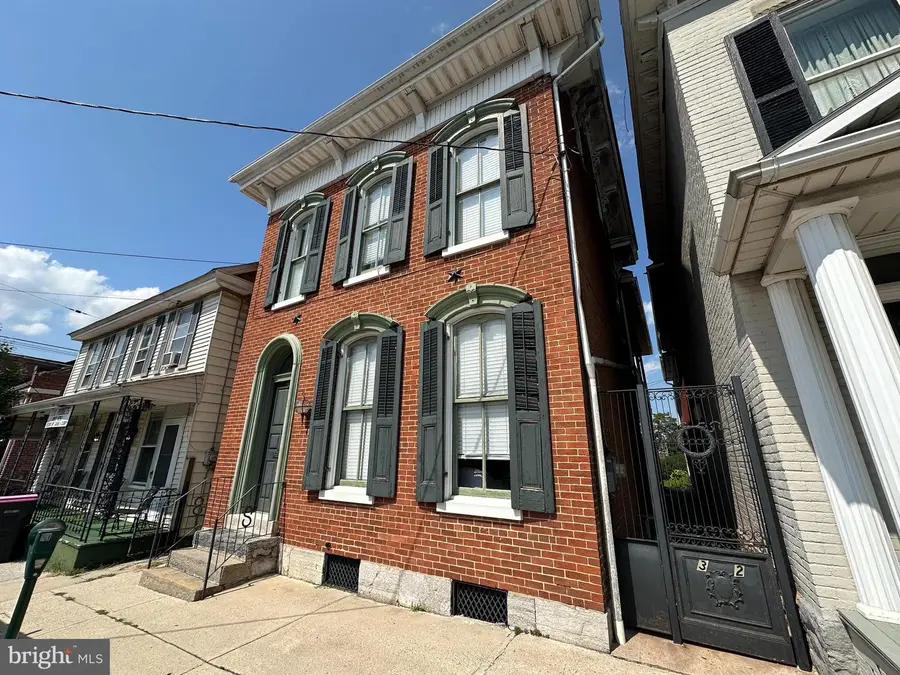 32 E Baltimore Street, Greencastle, PA 17225 - #2