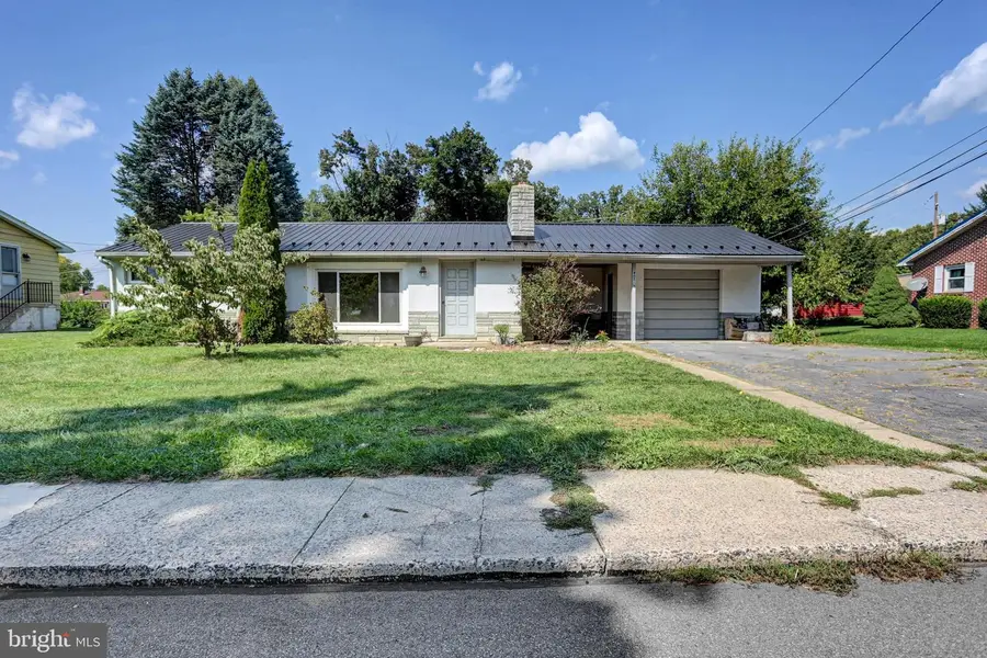 407 N Morris St, Shippensburg, PA 17257 - #2