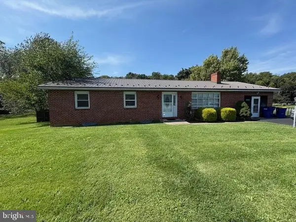 9477 Olde Scotland Rd, SHIPPENSBURG, PA 17257