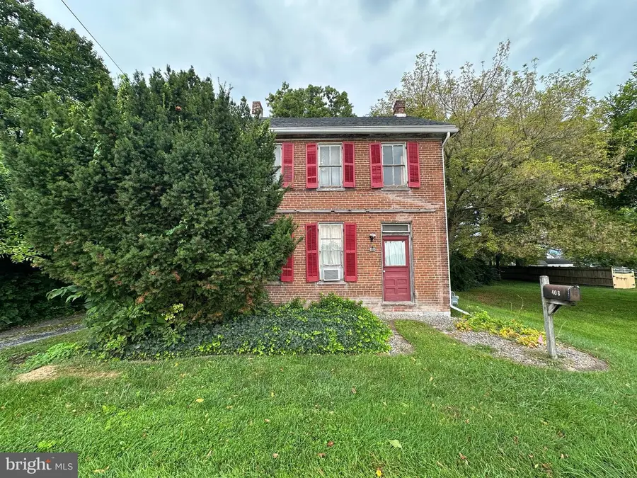 408 N Allison St, Greencastle, PA 17225 - #2