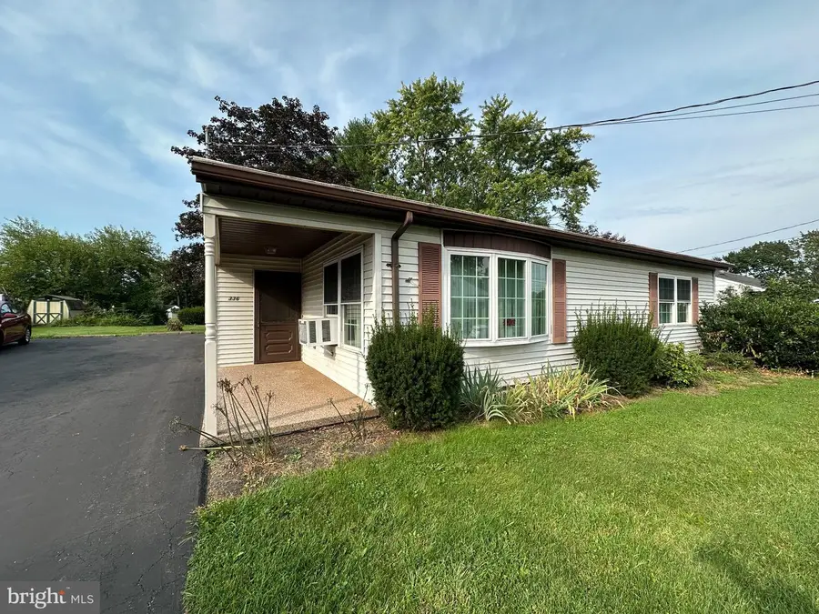 336 Horst Ave, Chambersburg, PA 17201 - #2