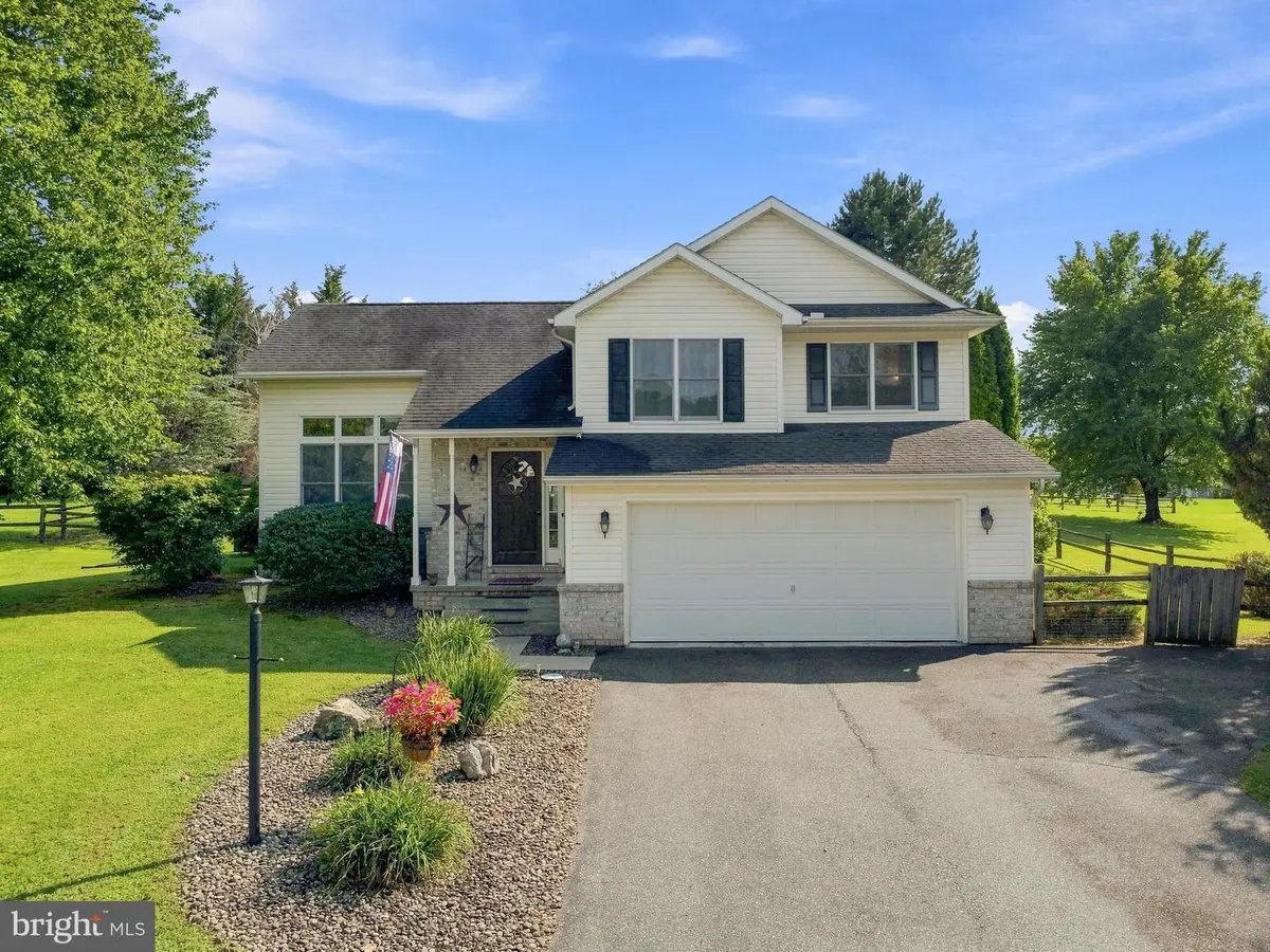 6502 Olde Pine Dr, Chambersburg, PA 17202 - #1