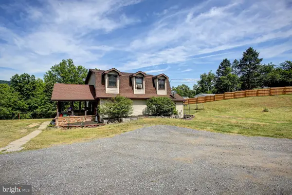 11489 Fort Loudon Rd, MERCERSBURG, PA 17236