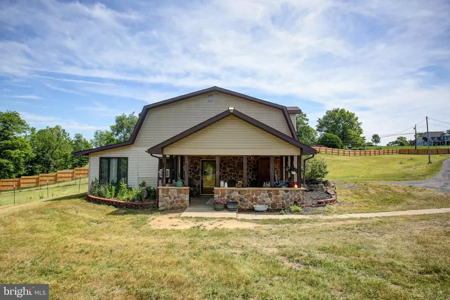 11489 Fort Loudon Rd, Mercersburg, PA 17236 - #3