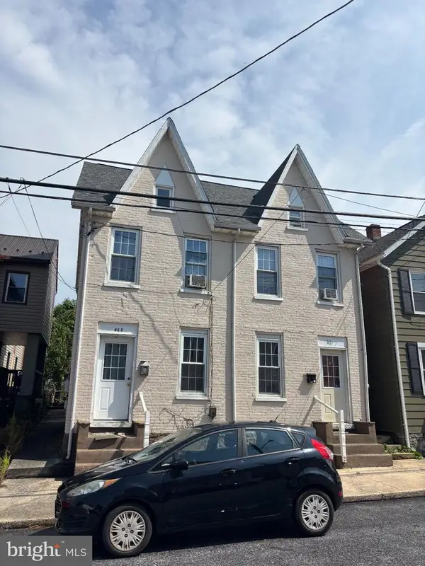 738 & 742 Fairground Ave, CHAMBERSBURG, PA 17201