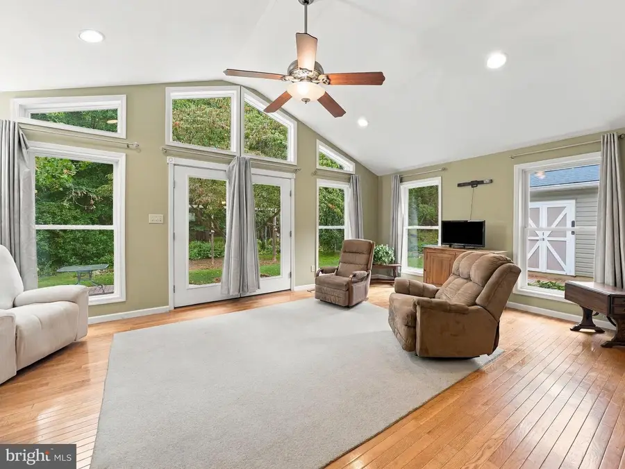13860 Edgewood Dr, Waynesboro, PA 17268 - #2