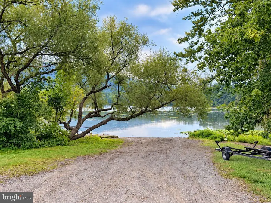 17514 Willow Ave, Fannettsburg, PA 17221 - #2