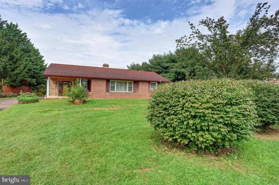 13409 Old Mill Rd, Waynesboro, PA 17268 - #3