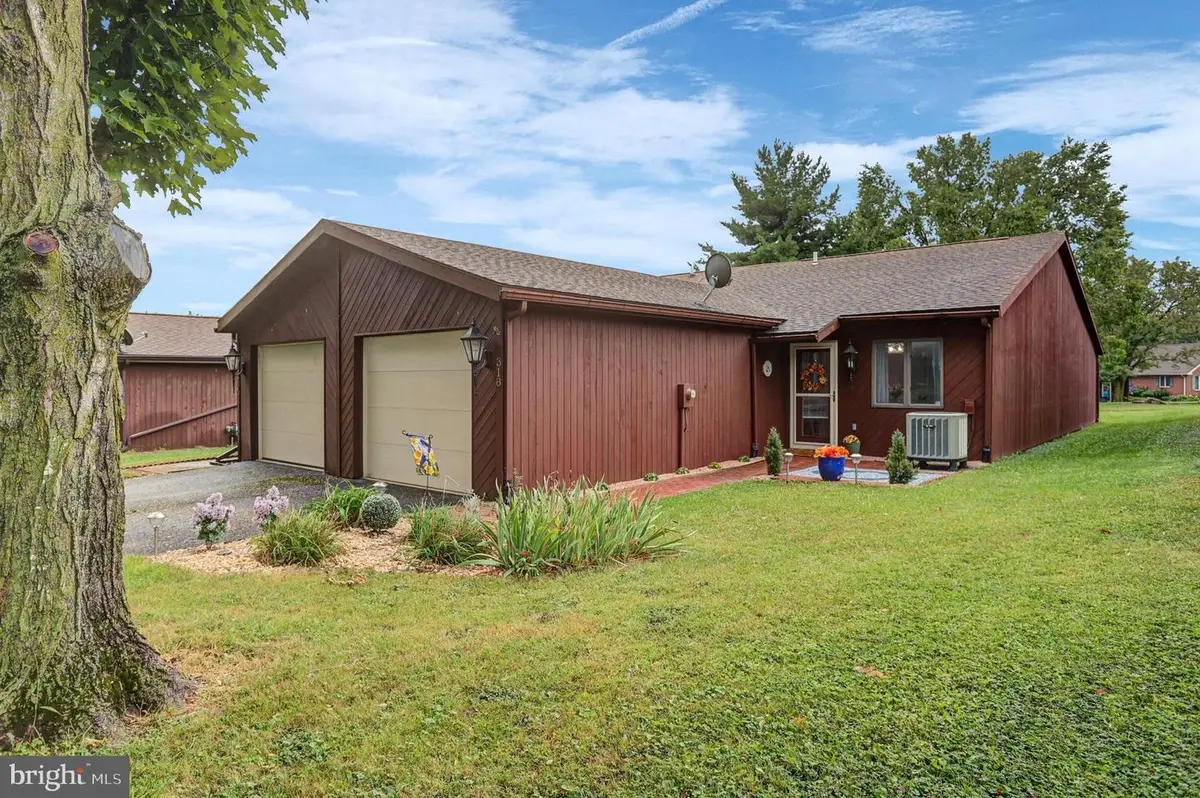 318 Stonegate Cir N, Chambersburg, PA 17201 - #1