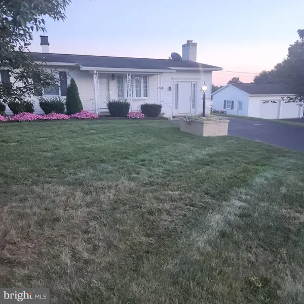 7018 Kuhn Rd, GREENCASTLE, PA 17225