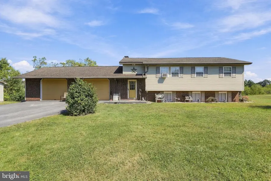 7798 Valley View Ln, Greencastle, PA 17225 - #3
