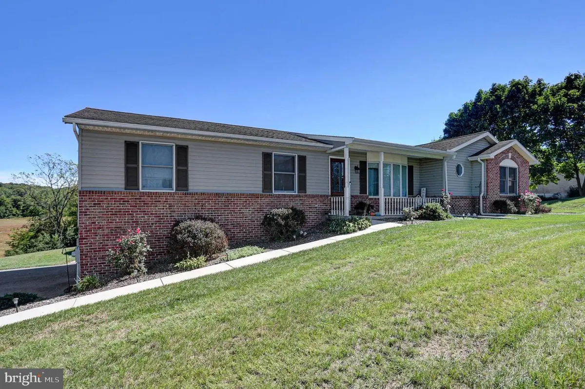 3715 Hazel Dr, Greencastle, PA 17225 - #1