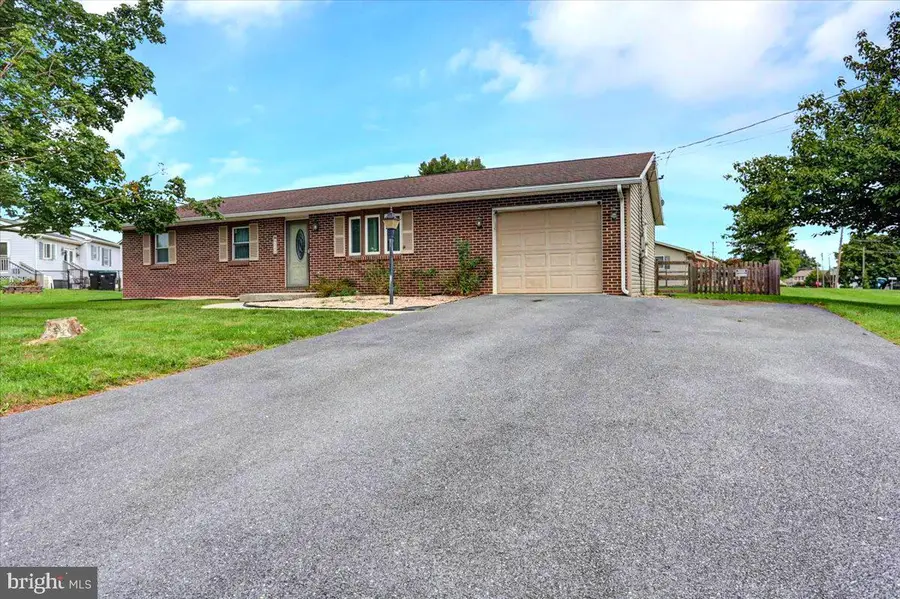 9140 Tea Dr, Mercersburg, PA 17236 - #3