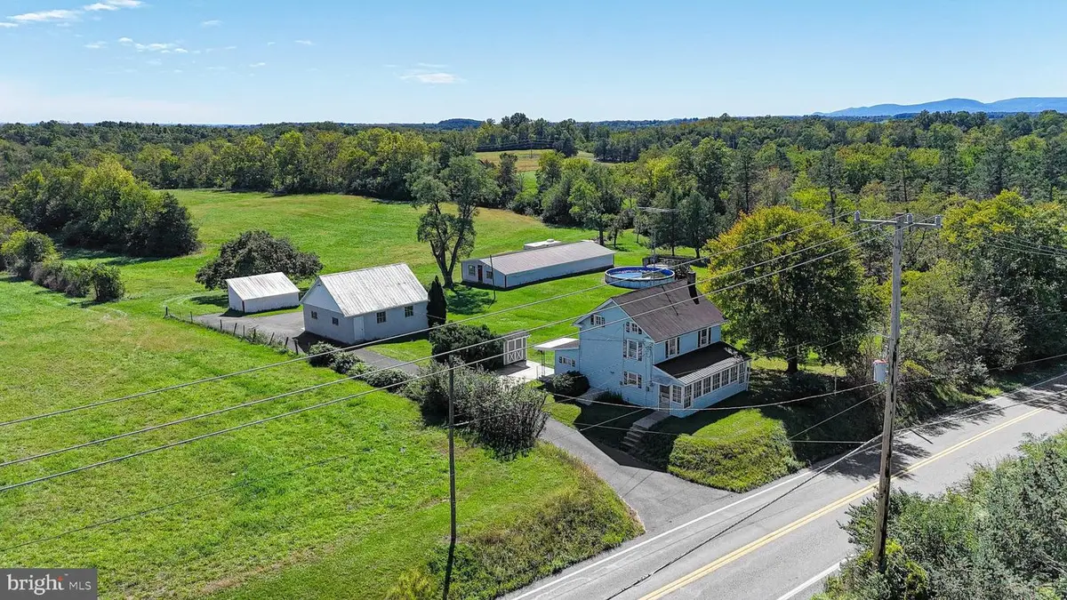 3244 Warm Spring Rd, Chambersburg, PA 17202 - #1