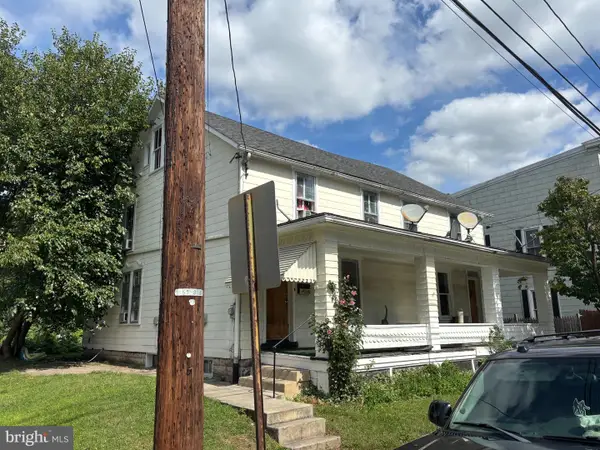 375 & 377 E King St, CHAMBERSBURG, PA 17201