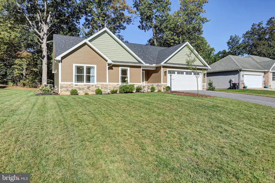 6512 Pullhook Ln, Fayetteville, PA 17222 - #3