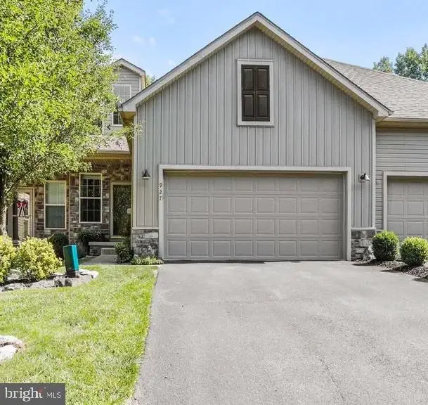 927 Quail Run Dr, Waynesboro, PA 17268 - #1