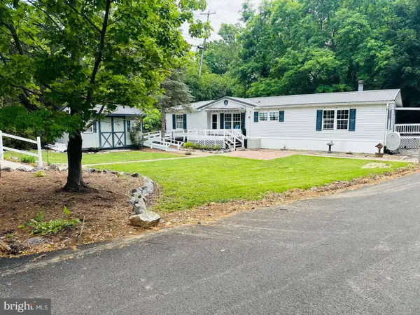 15134 N Young Rd, GREENCASTLE, PA 17225