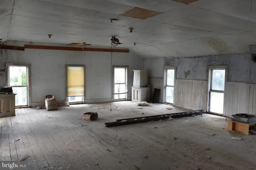 3422 N Clear Ridge Road, Hustontown, PA 17229 - Image #2