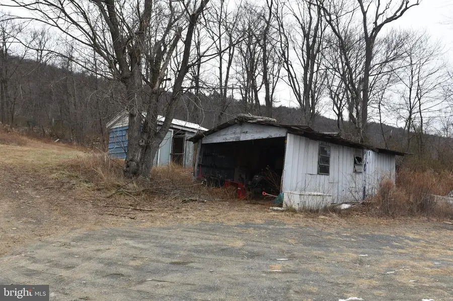 896 Pheasant Trail Ln, McConnellsburg, PA 17233 - Image #3