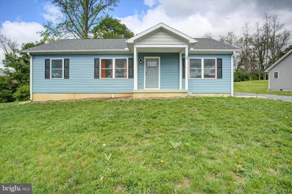 19 Brooklyn Dr, MCCONNELLSBURG, PA 17233