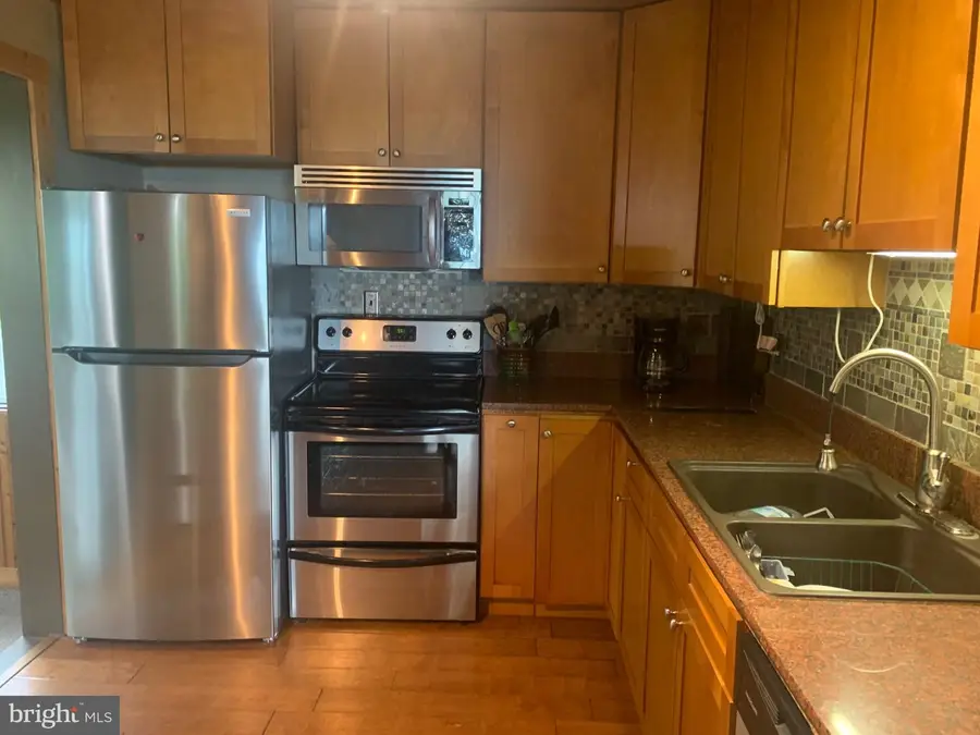 1102 N Mountain Top Dr, McConnellsburg, PA 17233 - #2