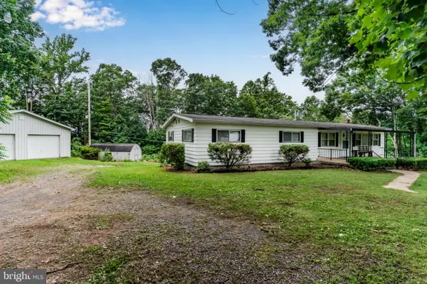 1618 Buchanan Trl, MC CONNELLSBURG, PA 17233