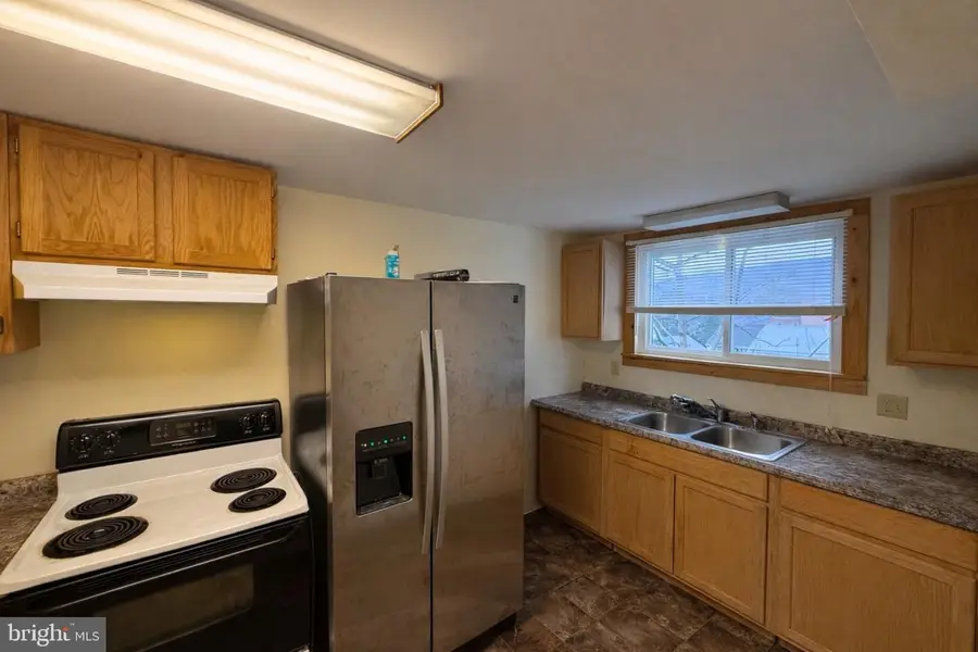 230 Church St, Huntingdon, PA 16652 - #2