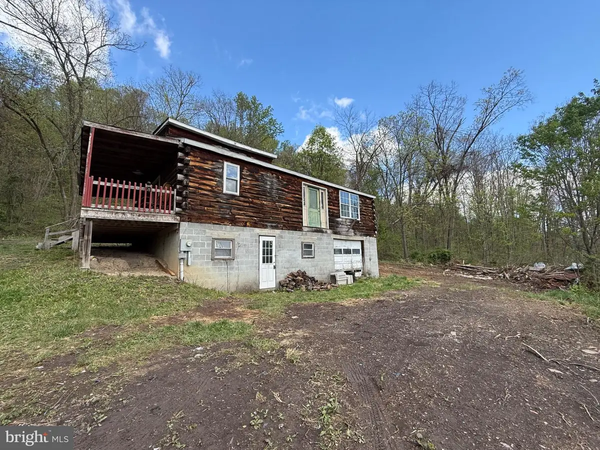 15232 Wrangletown Rd, Mount Union, PA 17066 - #1