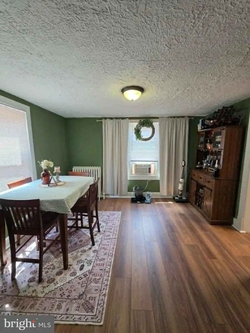 411 7th St, Huntingdon, PA 16652 - #2