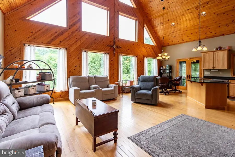 6882 Hungry Hollow Rd, Alexandria, PA 16611 - #3