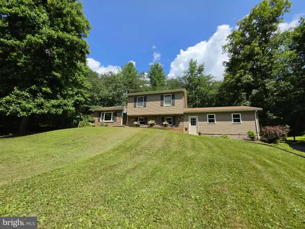 17735 Smith Valley Rd, MAPLETON DEPOT, PA 17052