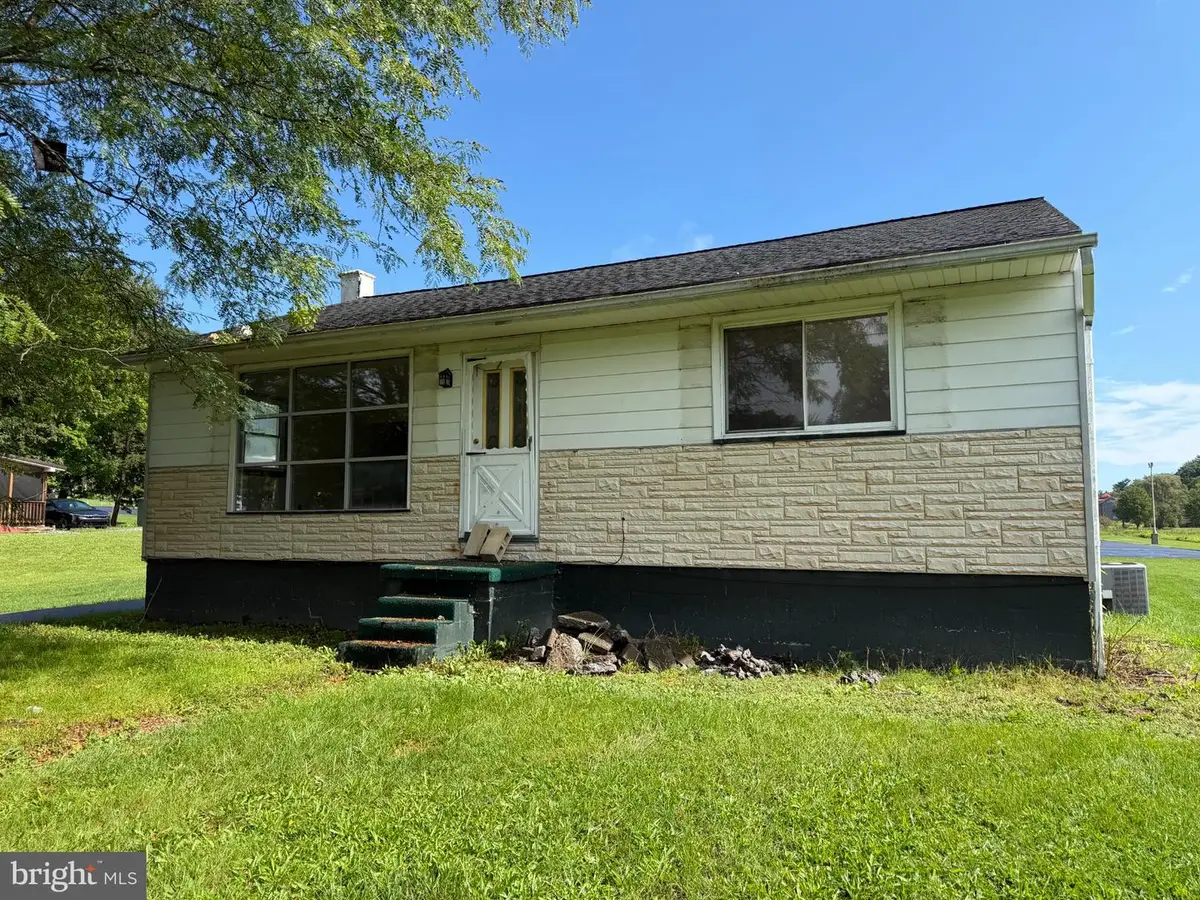 5677 Heffner Rd, Huntingdon, PA 16652 - #1